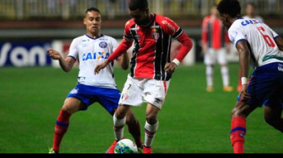 Imagem Bahia cede empate ao Joinville e perde chance de colar no G-4