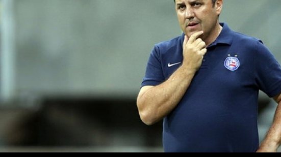 Imagem Goiás desiste de contratar ex-técnico do Bahia após exagero nas exigências