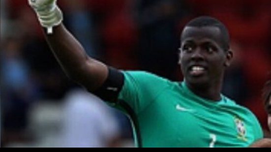Imagem Goleiro do Vitória se destaca na Seleção Sub-20 e é chamado de “gigante” 