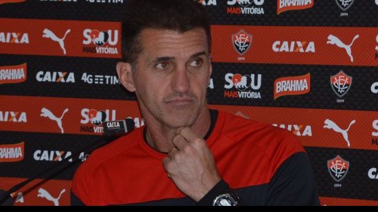 Imagem Mancini revela dúvida entre meia e atacante para duelo com o Atlético (MG)