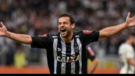Imagem Com dois gols de Fred, Vitória perde para o Atlético-MG e se complica na Série A