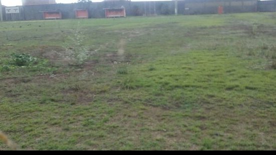Imagem  Leitor denuncia descaso com estádio de Dias D’Ávila