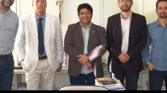 Imagem FBF e Irdeb ajustam detalhes para transmissão do Intermunicipal em TV