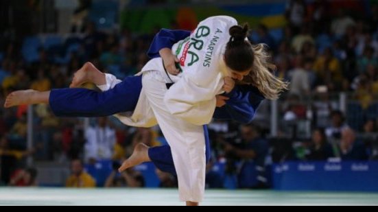 Imagem Alana Martins conquista medalha de prata para o Brasil no judô