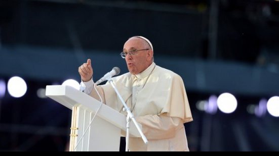 Imagem  Papa promove partida de futebol pela paz
