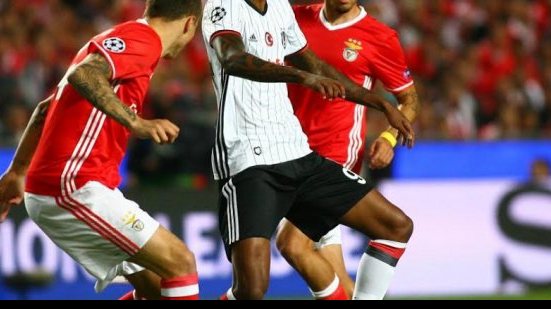 Imagem   Talisca comemora gol contra ex-clube na Liga dos Campeões