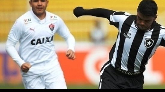Imagem Tentando respirar na Série A do Brasileirão, Vitória recebe Botafogo no Barradão
