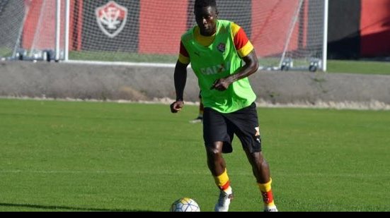 Imagem  Zagueiro do Vitória espera correções de erros contra o São Paulo