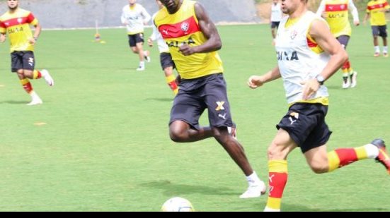 Imagem Kanu elogia Argel, comemora crescimento e faz mistério sobre parceiro