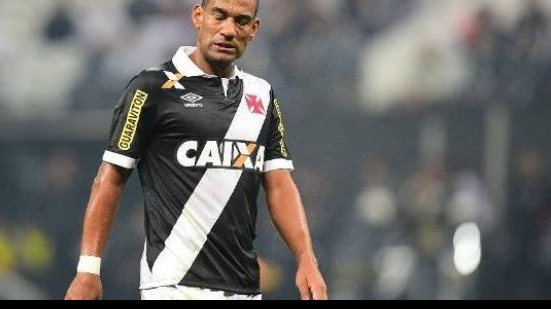 Imagem Árbitro relata ofensas de zagueiro e gritos de &quot;ladrão&quot; de Euriquinho