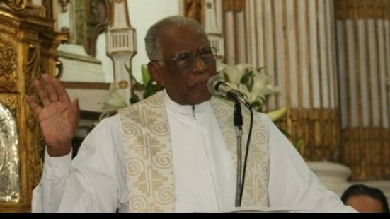 Imagem FBF homenageia o Monsenhor Gaspar Sadoc