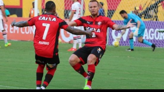 Imagem Vídeo: Confira os gols de Vitória 2 x 0 São Paulo