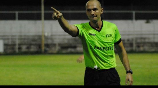 Imagem Arbitragem capixaba comanda Bahia e Criciúma