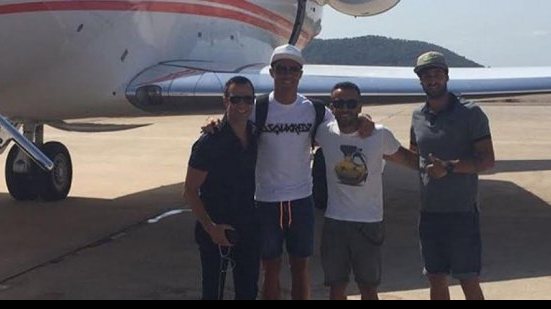 Imagem Avião de Cristiano Ronaldo sofre acidente na Espanha