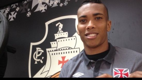 Imagem Lateral revelado pelo Bahia vai completar 100 jogos pelo Vasco