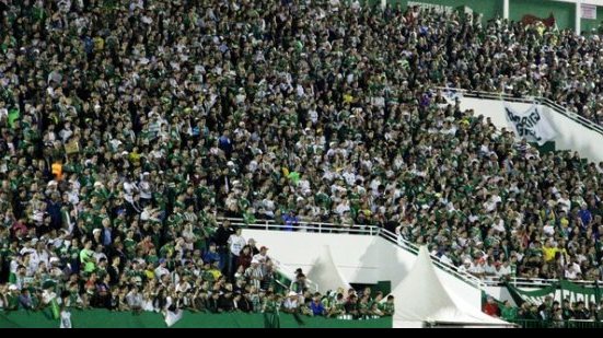 Imagem Chapecoense diminui valor de ingresso para duelo com o Vitória