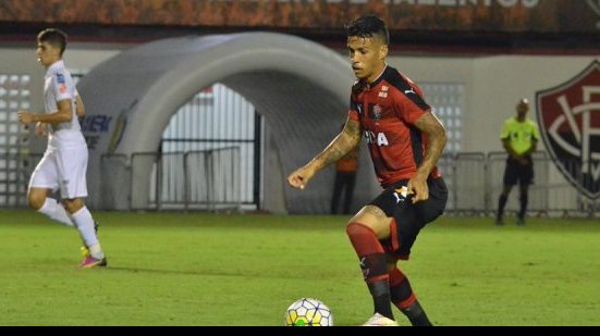 Imagem Após cumprir suspensão, Vander está de volta contra o Grêmio