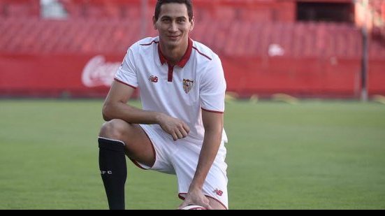 Imagem Ganso dá assistência de calcanhar na vitória do Sevilla e arranca elogios
