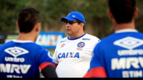 Imagem Bahia faz treino tático em preparação para enfrentar o Tupi (MG)