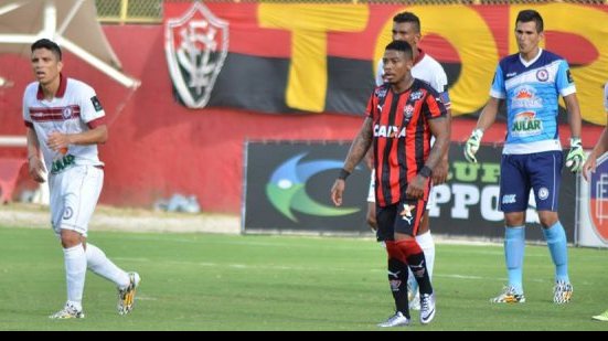Imagem Marinho é oficialmente vetado pelo DM e não enfrenta a Ponte