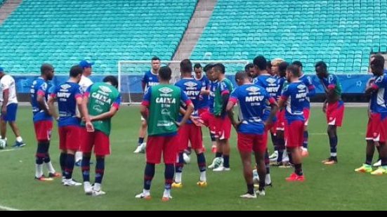 Imagem Guto Ferreira relaciona 22 jogadores para duelo com o Tupi