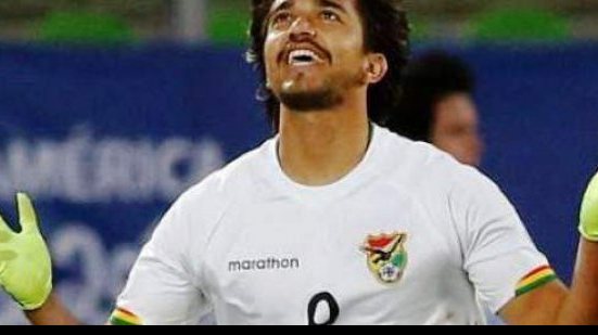 Imagem Revelado no Vitória, atacante é descartado pelo Corinthians após negociações