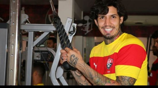 Imagem Victor Ramos volta a sentir lesão e é vetado; Tiago Real vira dúvida