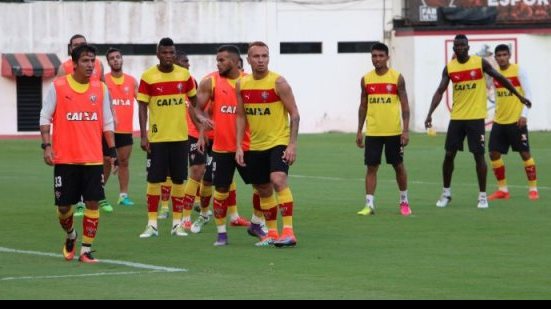 Imagem Com retorno de Cárdenas, Vitória está relacionado para enfrentar a Ponte Preta