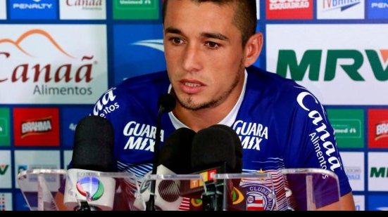 Imagem Juninho é mais um a sair em defesa de Hernane: "jogador fundamental"