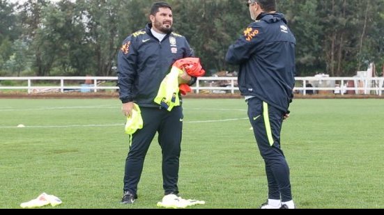 Imagem Ex-técnico da base do Bahia troca experiências com campeão olímpico