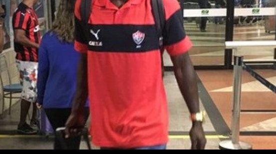 Imagem Kanu faz as contas para livrar Vitória do rebaixamento: "só três triunfos"
