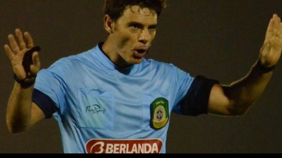 Imagem  Trio catarinense comanda Oeste  e Bahia