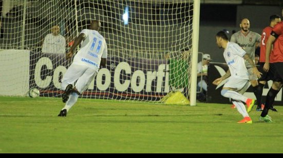 Imagem Londrina vence o Brasil-RS e empurra o Bahia para sexto