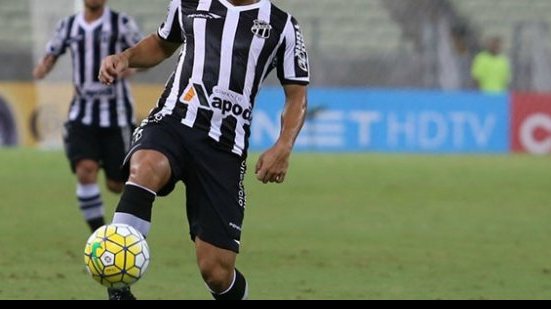 Imagem Líder de assistências, ex-Bahia será arma do Ceará diante do Esquadrão