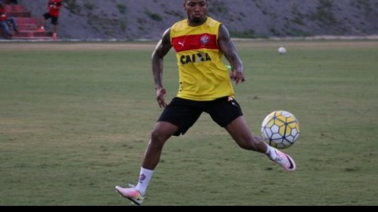 Imagem Argel comanda coletivo e muda time titular para duelo com o Fluminense