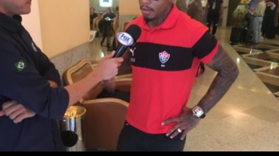Imagem Vitória já está no Rio para duelo com o Fluminense