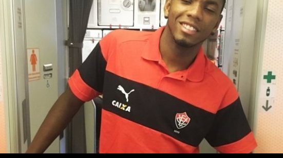 Imagem Autor de um dos gols contra o Flu, Marcelo desfalca o Vitória nesta rodada
