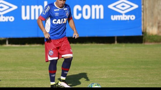 Imagem &quot;Não deixo de trabalhar forte em momento algum&quot;, avisa meia que está de volta ao Bahia