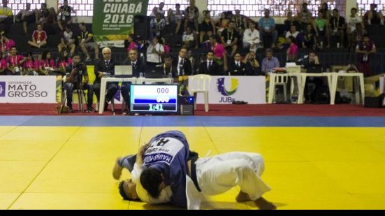 Imagem Nos Jogos Universitários, atletas profissionais se destacam nas competições