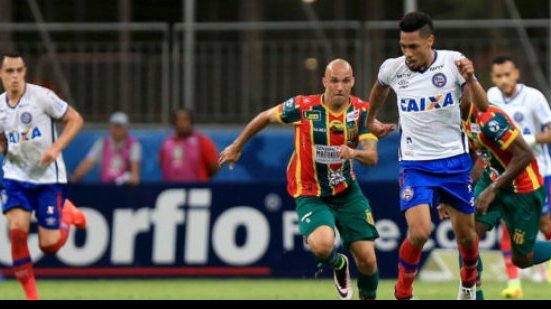 Imagem No apagar das luzes, Hernane desencanta e garante vitória do Bahia sobre o Sampaio Corrêa
