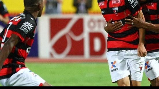 Imagem Atlético (GO) é campeão da Série B; Vasco e Avaí vencem e ultrapassam o Bahia