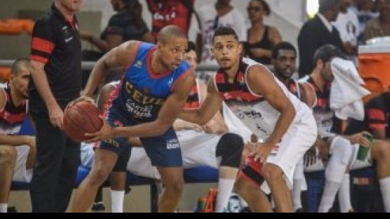 Imagem  Vitória vence e mantém 100% no NBB
