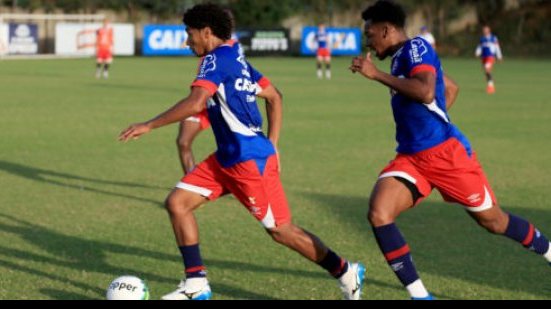 Imagem Em coletivo, Guto Ferreira testa mudanças no Bahia