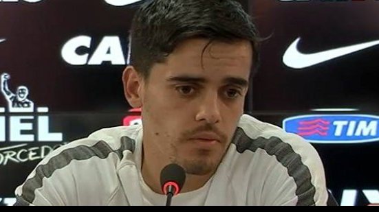 Imagem Jogador revela atraso de salários no Corinthians e pede posição da diretoria