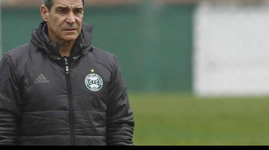 Imagem Técnico do Coritiba que já passou pela Toca quer triunfo sobre o Vitória 