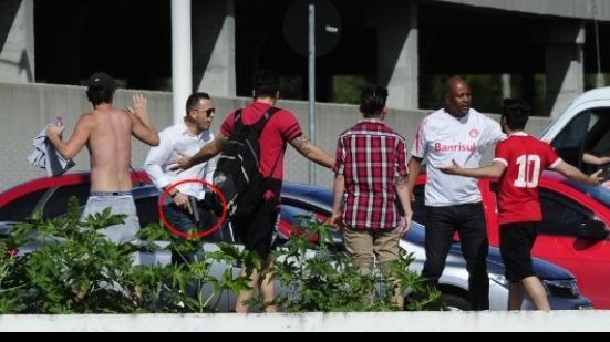 Imagem Treino do Inter é marcado por confusão, ameaças e homens armados