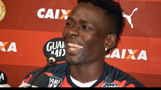 Imagem Kanu pede Vitória ofensivo contra o Coritiba