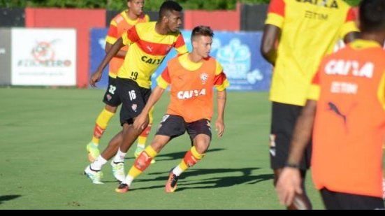 Imagem Com dois desfalques, Vitória se prepara para duelo contra o Coxa
