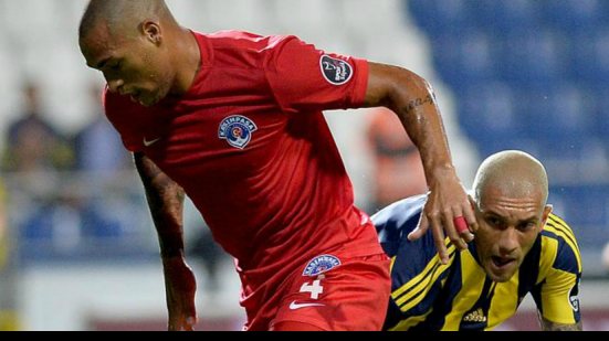 Imagem  Na Turquia, dupla ex-Bahia comemora retorno à elite do Brasileiro
