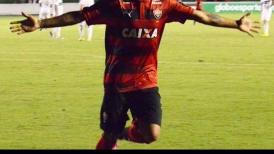 Imagem Sob pressão: Vitória encara o Coritiba após triunfo do Inter